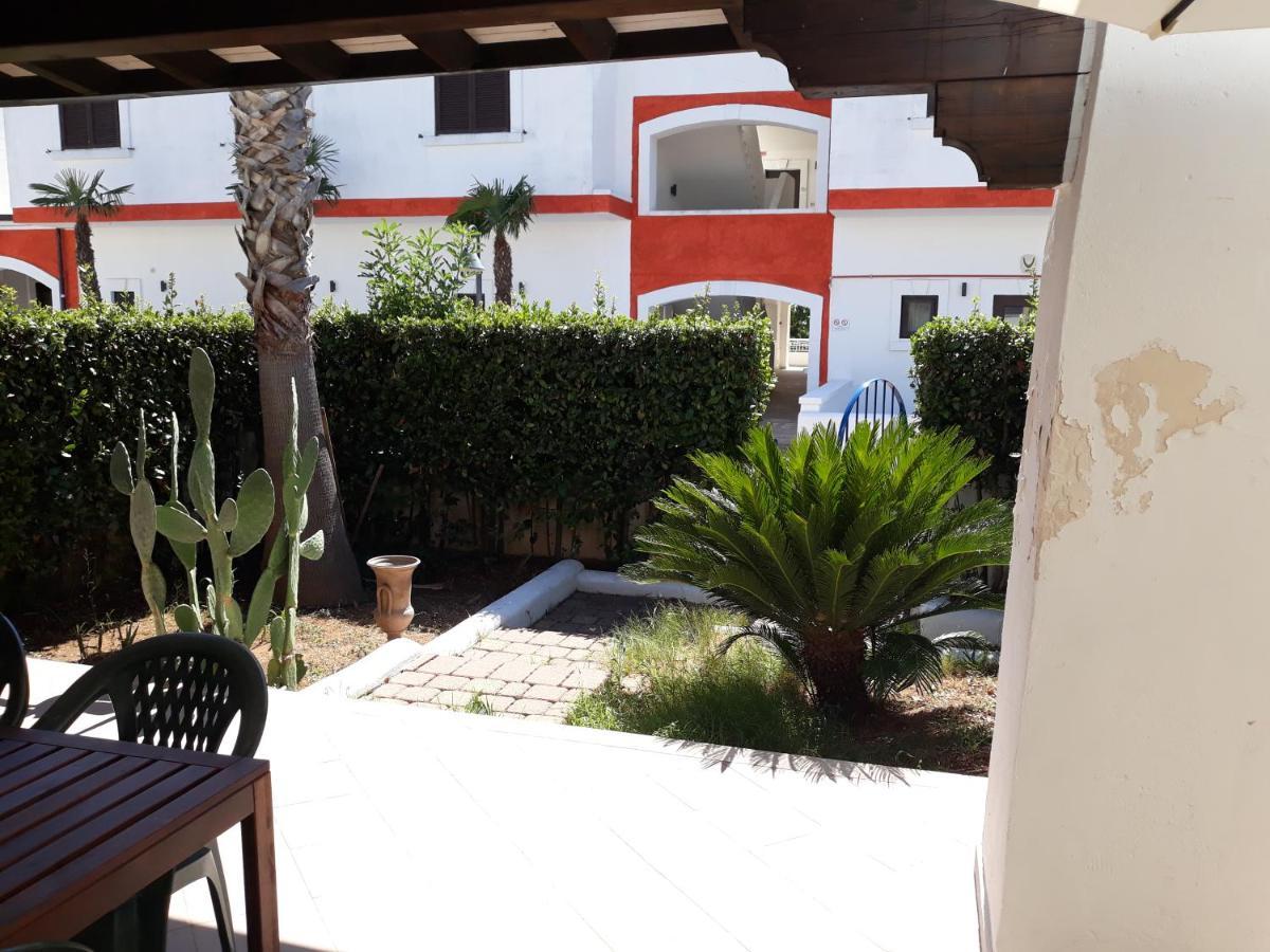 Villa In Villaggio Porto Cesareo Kültér fotó