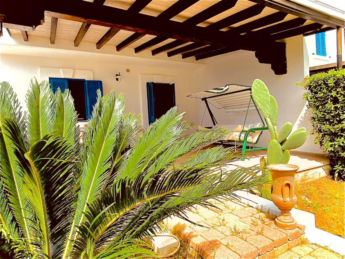 Villa In Villaggio Porto Cesareo Kültér fotó