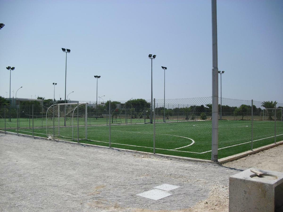 Villa In Villaggio Porto Cesareo Kültér fotó