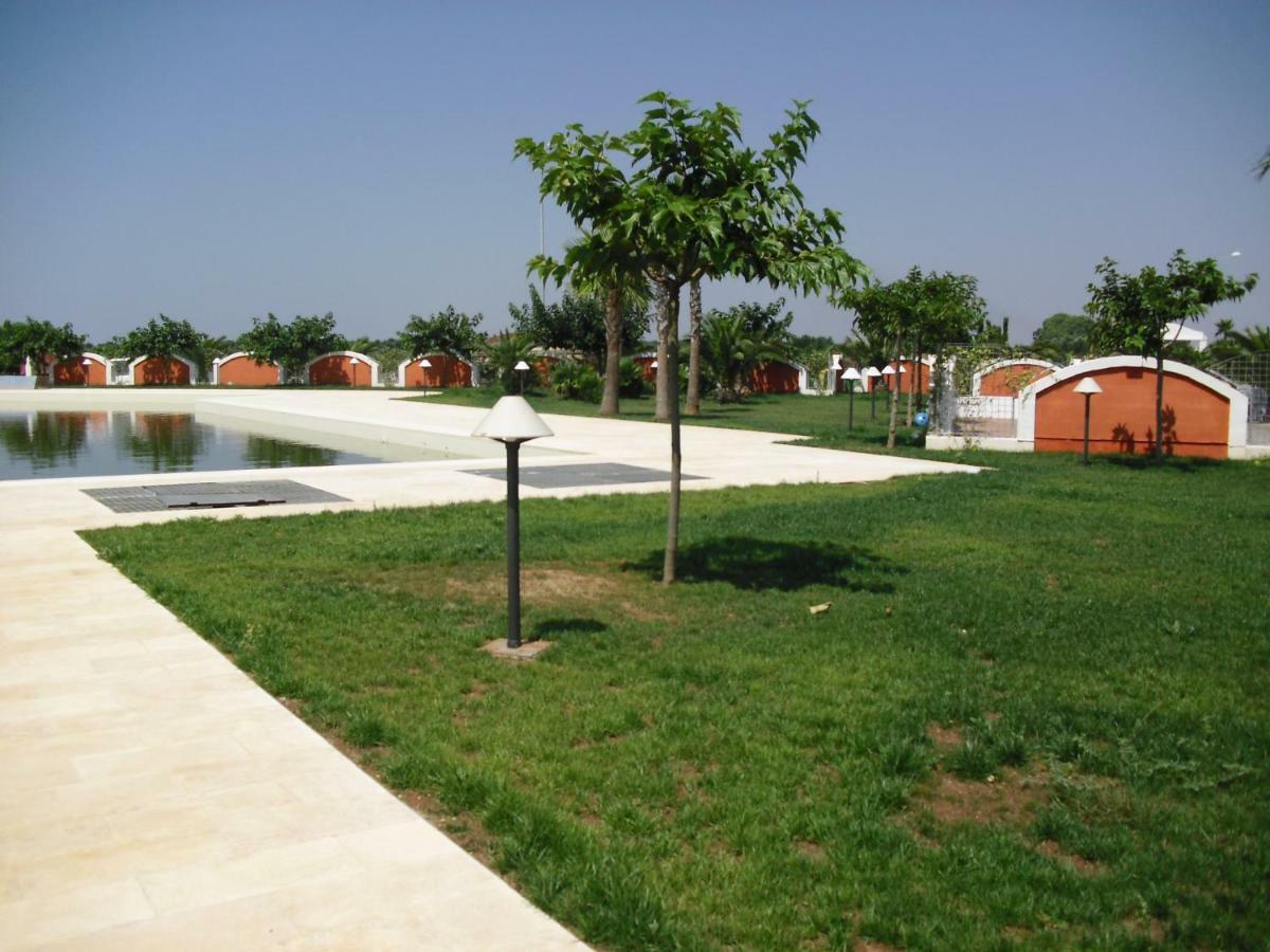 Villa In Villaggio Porto Cesareo Kültér fotó